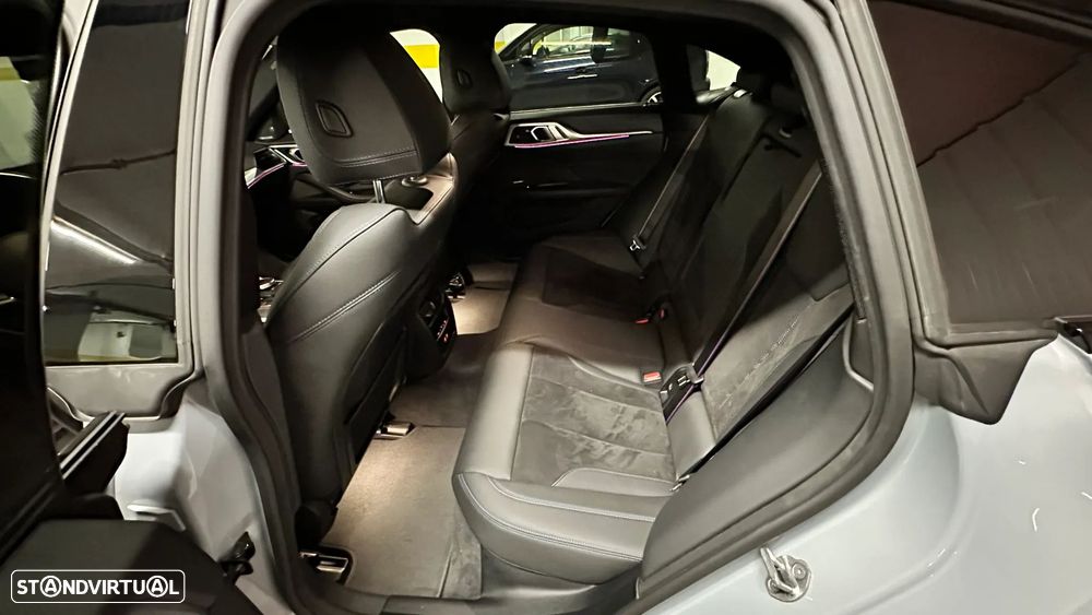 BMW i4 eDrive40 Pack Desportivo M - 8