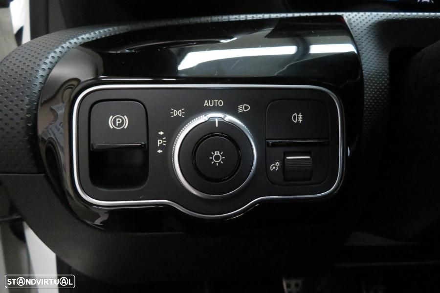 Mercedes-Benz A 180 d AMG Line Aut. - 29