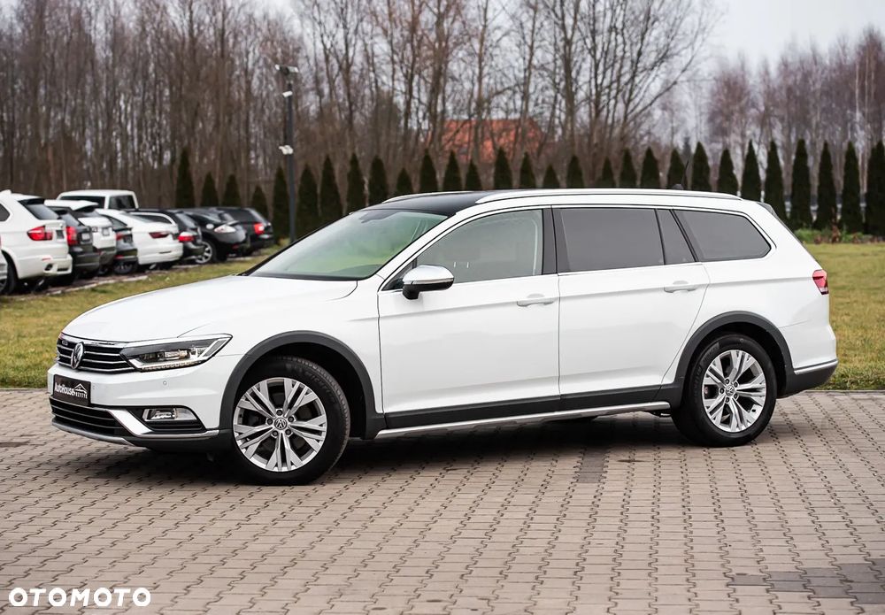 Volkswagen Passat Alltrack - 13