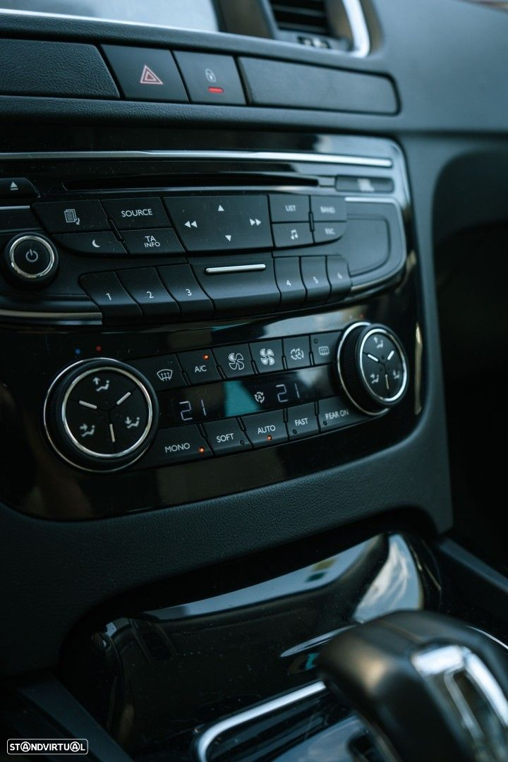 Peugeot 508 2.0 HDi Hybrid4 2-Tronic - 26