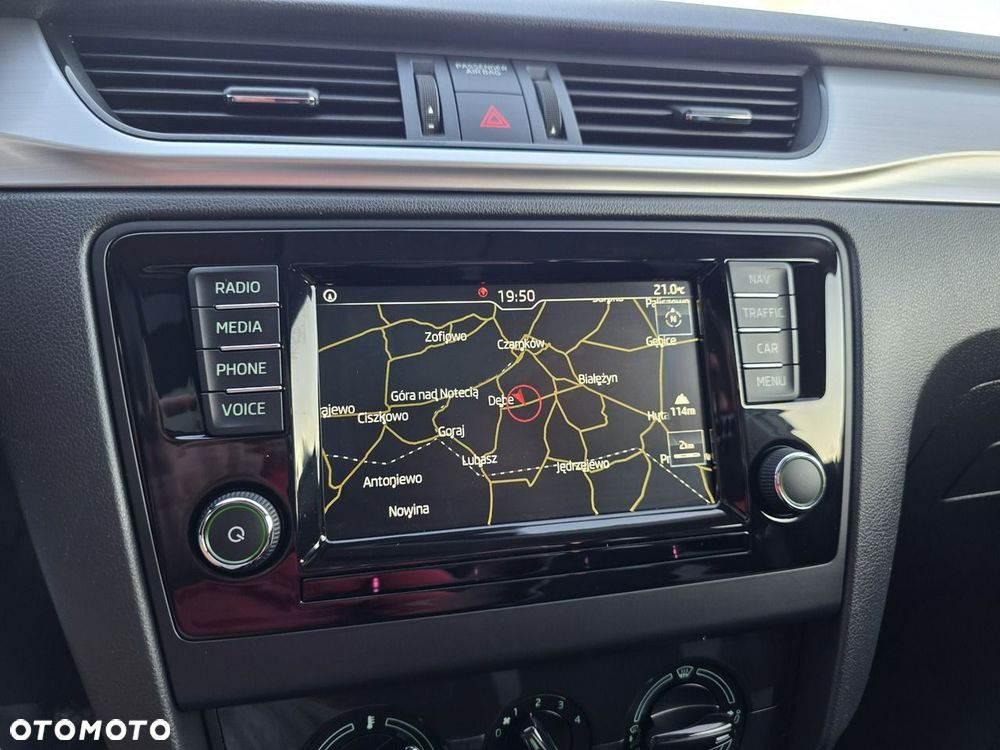 Skoda RAPID Spb 1.0 TSI Ambition - 25