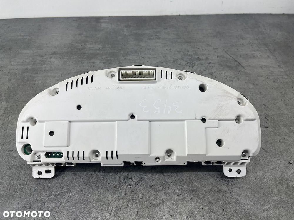 LICZNIK MITSUBISHI GRANDIS 8100A197  257430-1271 2.0 DI-D - 7