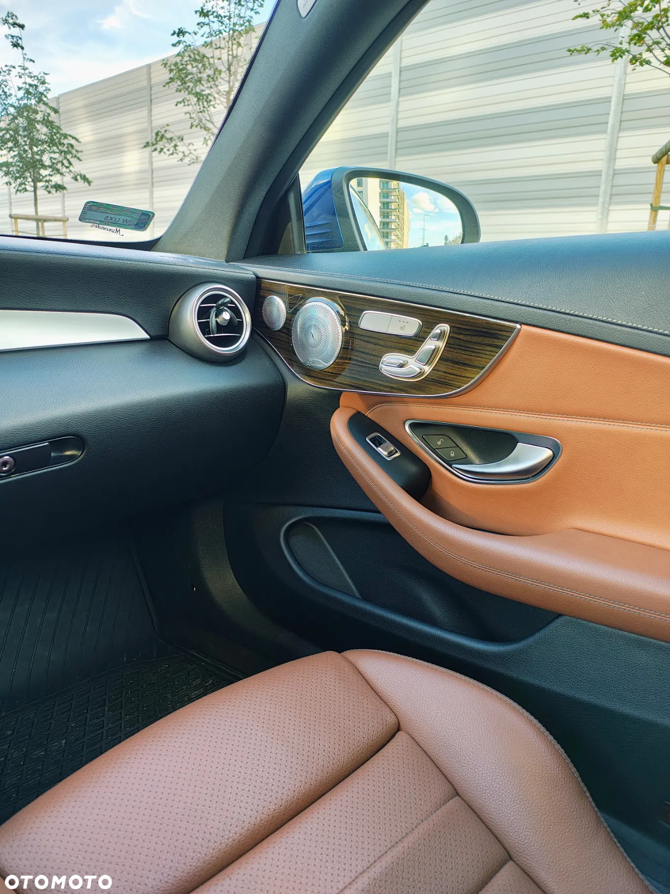 Mercedes-Benz Klasa C 300 7G-TRONIC AMG Line - 16