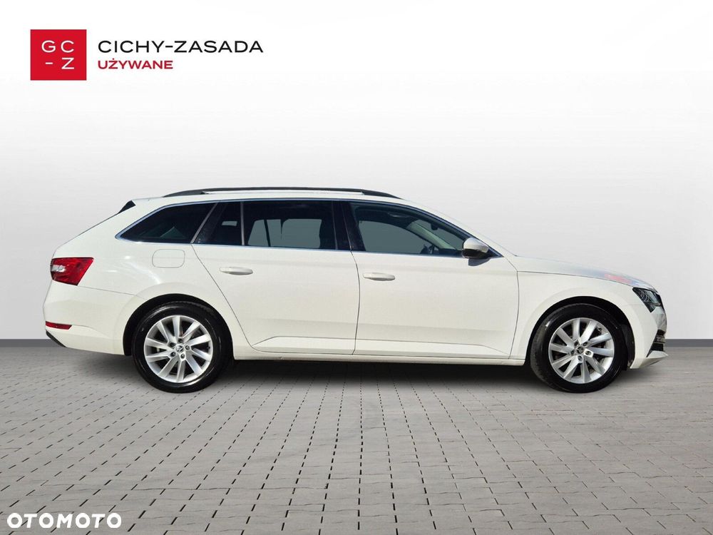 Skoda Superb 1.4 TSI Plug-In Hybrid Ambition DSG - 6