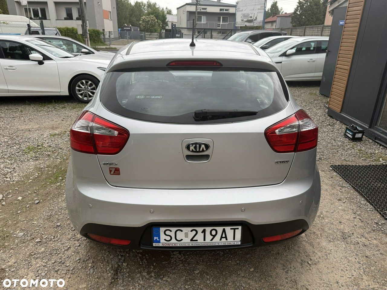 Kia Rio - 4