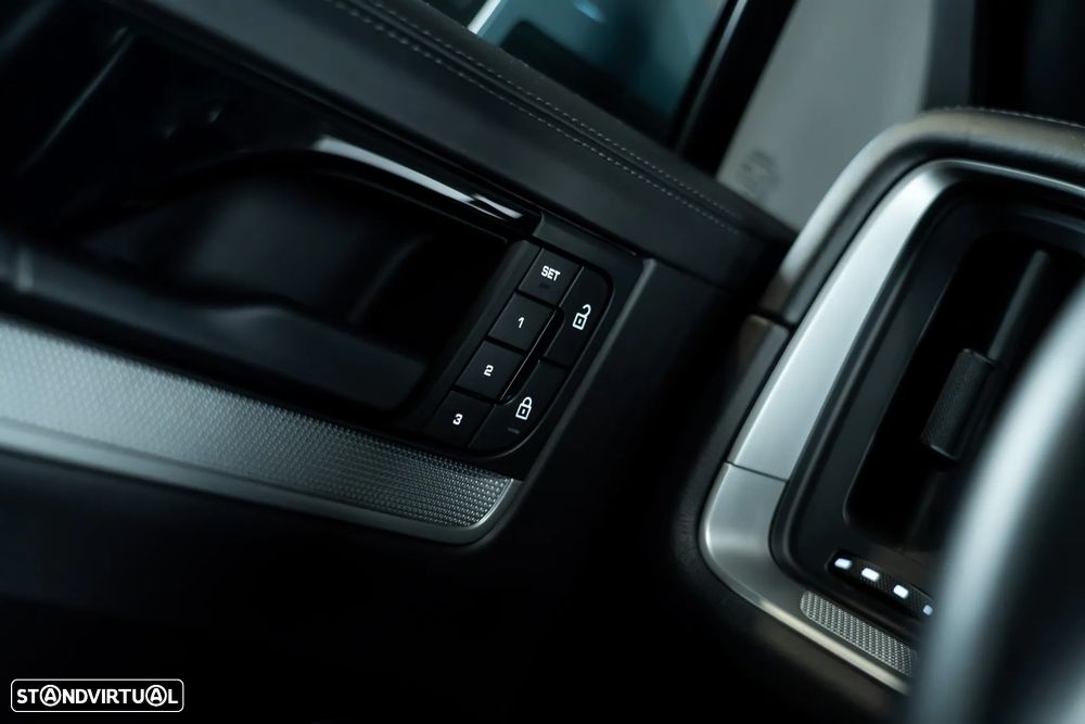 Porsche Cayenne Coupé E-Hybrid - 30