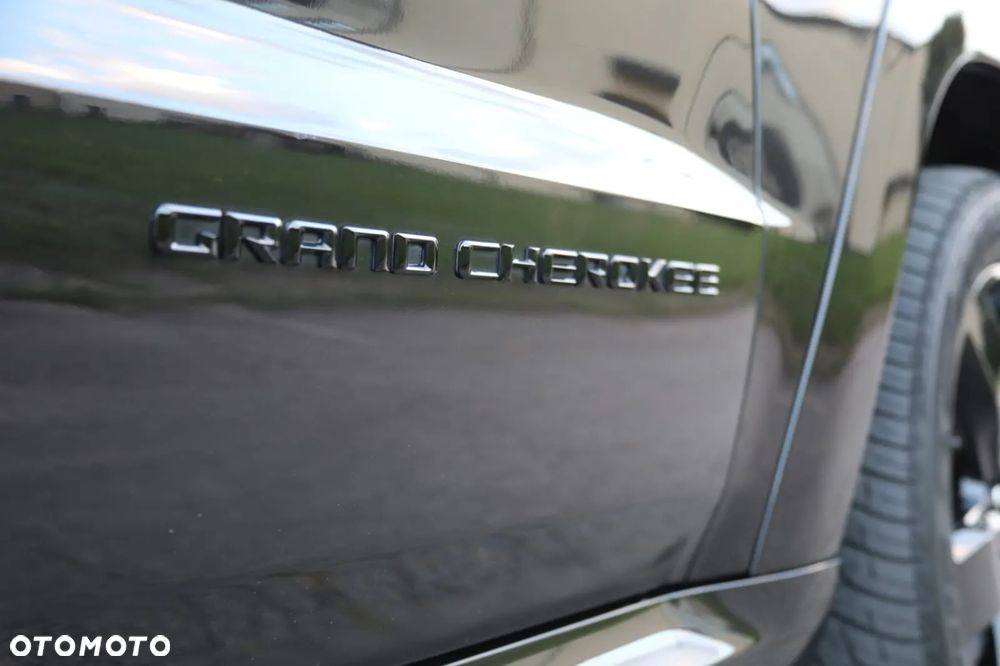 Jeep Grand Cherokee 3.6 V6 Overland Summit - 38