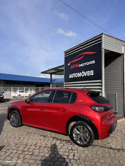 Peugeot e-208 - 4