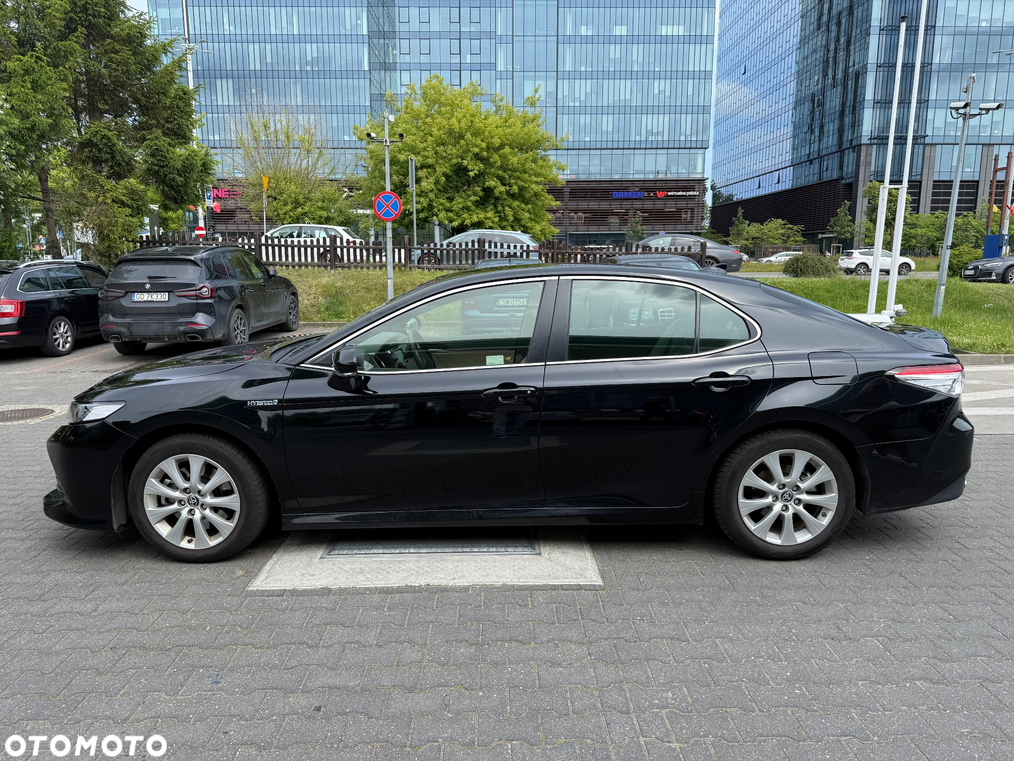 Toyota Camry 2.5 Hybrid Executive CVT - 8