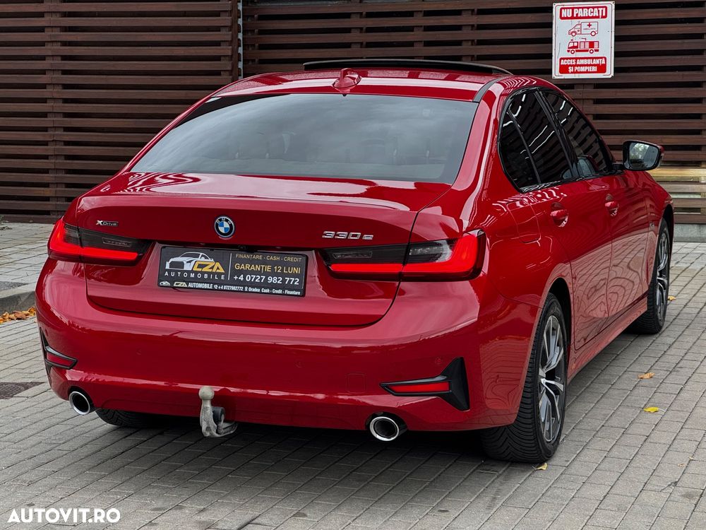 BMW Seria 3 330e xDrive Aut. Luxury Line - 15