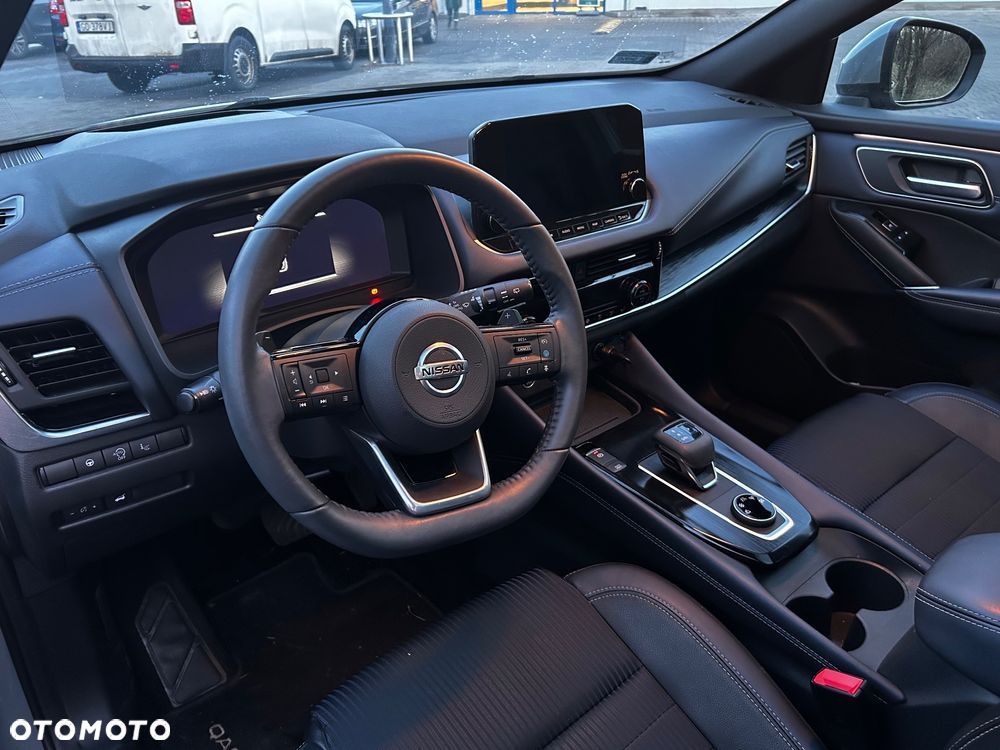 Nissan Qashqai 1.3 DIG-T 4x4 MHEV Xtronic Tekna - 7