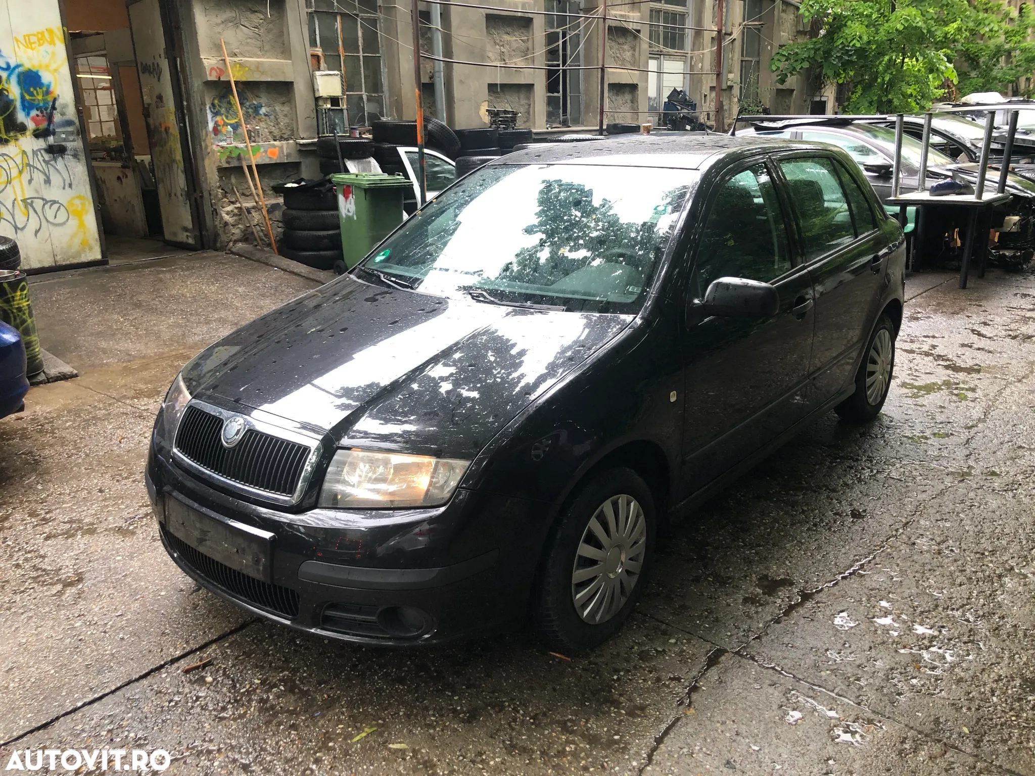 Dezmembrez Skoda Fabia 1 facelift 2006 negru 1.2 benzina BMD - 3