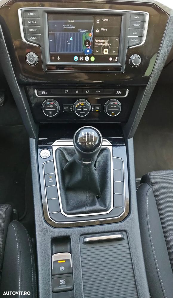 Volkswagen Passat 2.0 TDI Comfortline - 19