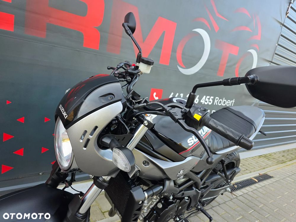 Suzuki SV - 12