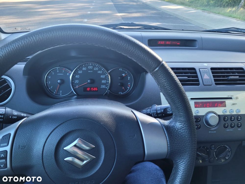 Suzuki Swift 1.3 Comfort - 13