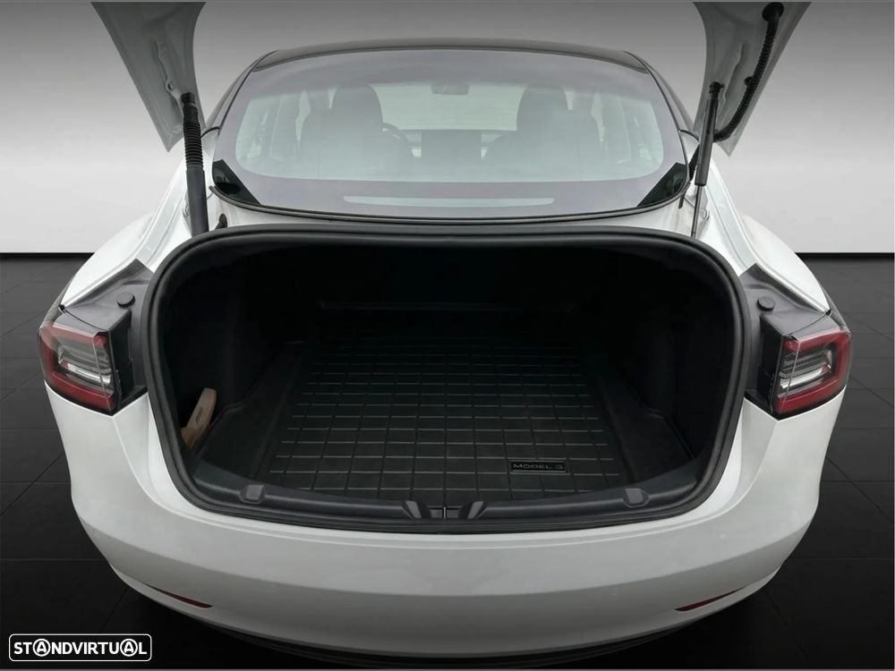 Tesla Model 3 Standard Range Plus RWD - 11