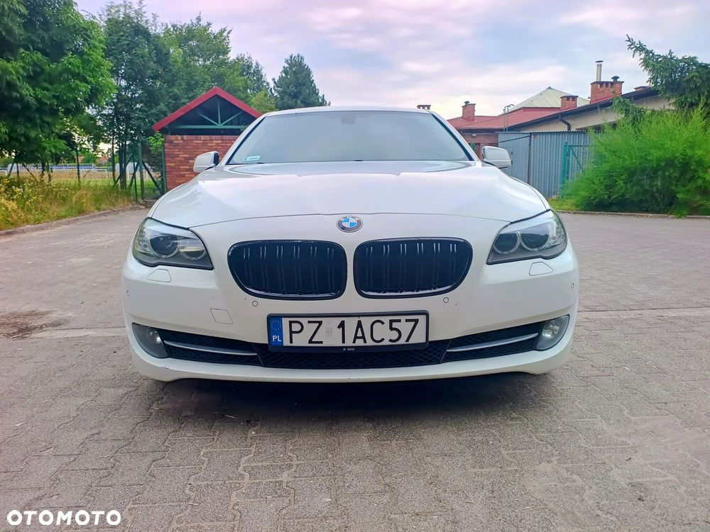BMW Seria 5 520d xDrive Luxury Line - 8
