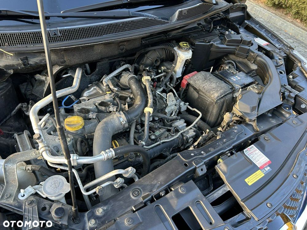 Nissan Qashqai - 25