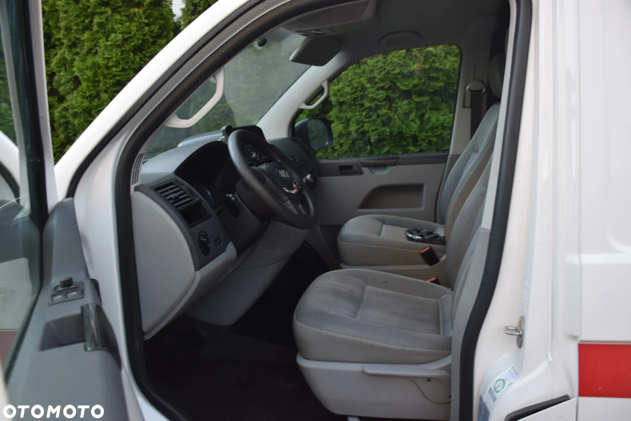 Volkswagen t5 - 11