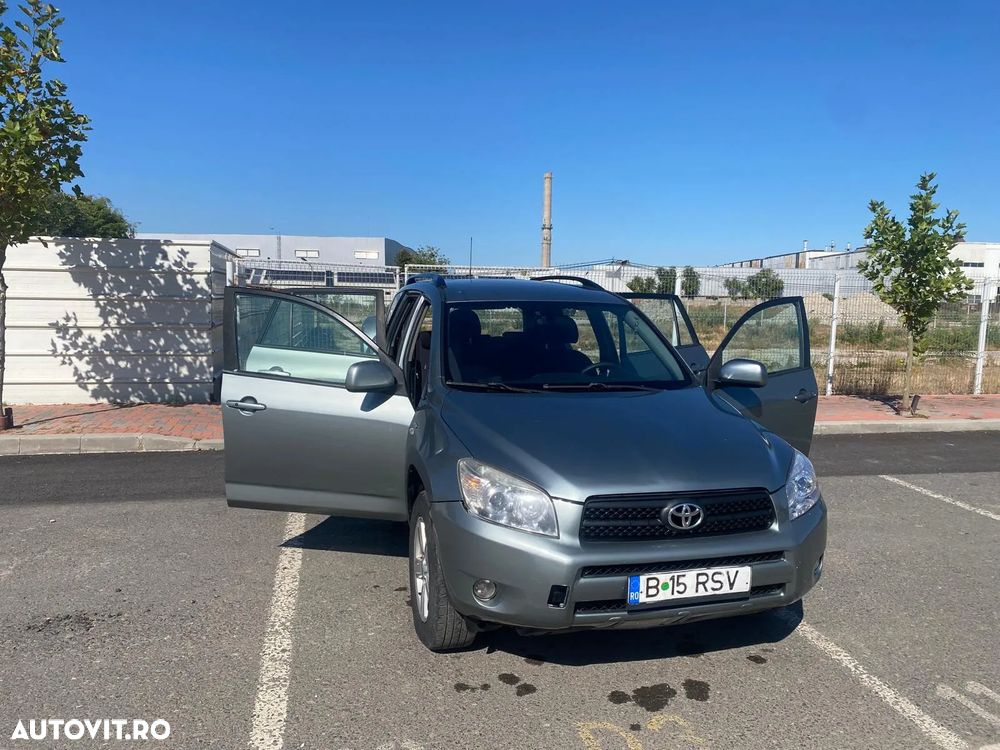 Toyota RAV4 2.2 D-4D Confort - 9