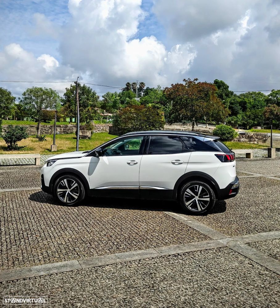 Peugeot 3008 1.5 BlueHDi GT Line Baixo Consumo EAT8 - 31