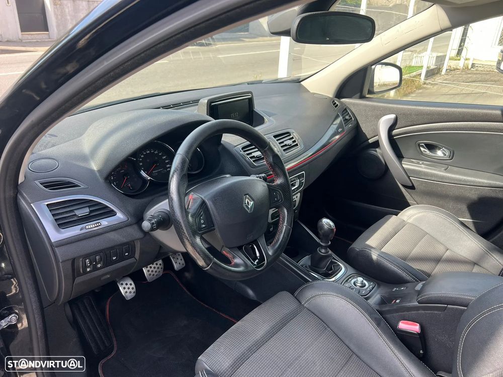 Renault Mégane Sport Tourer 1.5 dCi GT Line SS - 7