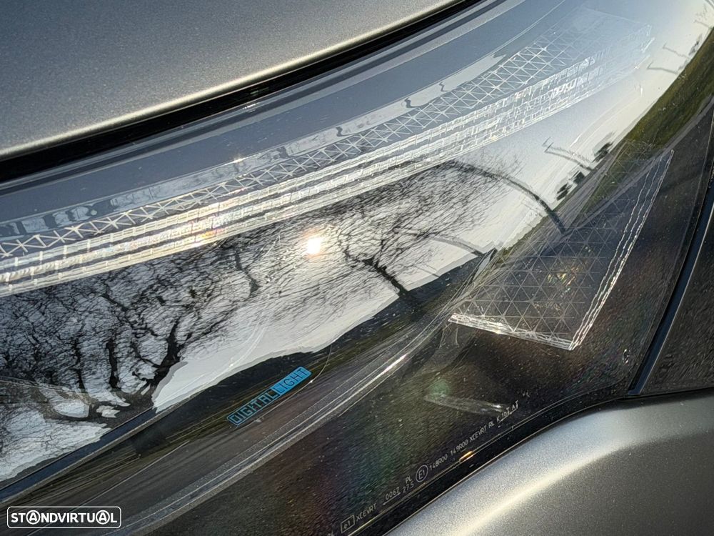 Mercedes-Benz EQE - 12