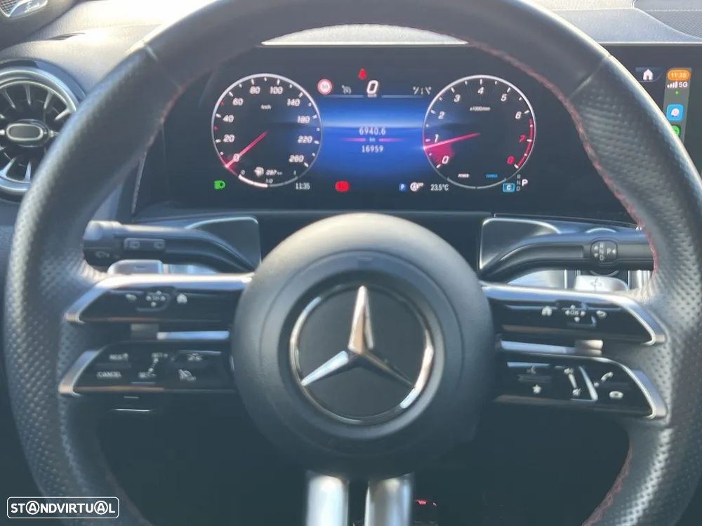 Mercedes-Benz GLB 200 AMG Line - 8