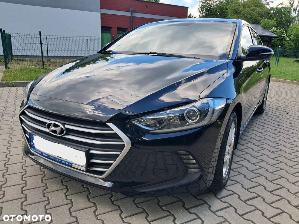 Hyundai Elantra 1.6 Classic Plus - 2