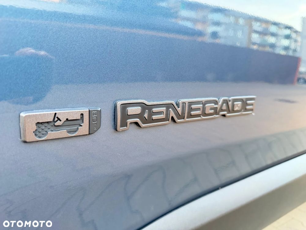 Jeep Renegade - 35