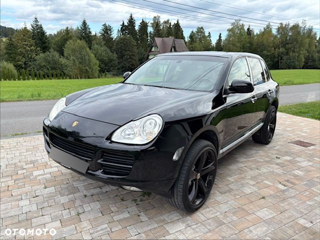 Porsche Cayenne - 2