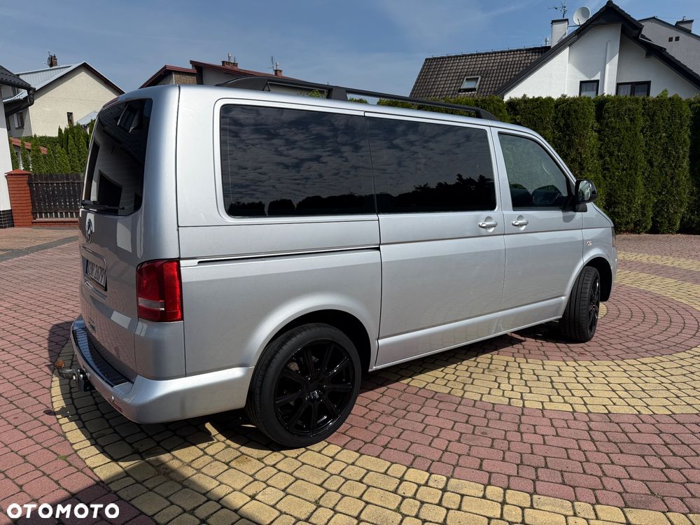 Volkswagen Multivan - 4
