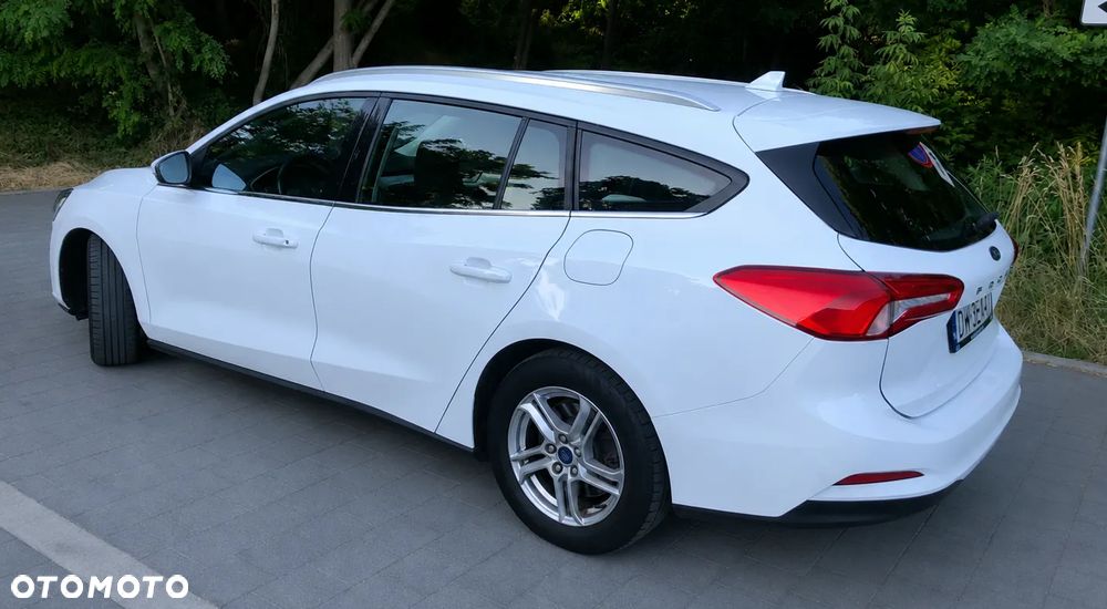 Ford Focus 1.5 EcoBlue Connected - 4