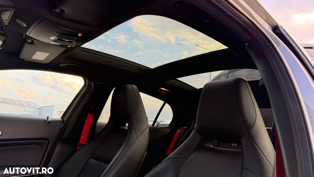 Mercedes-Benz GLA - 19