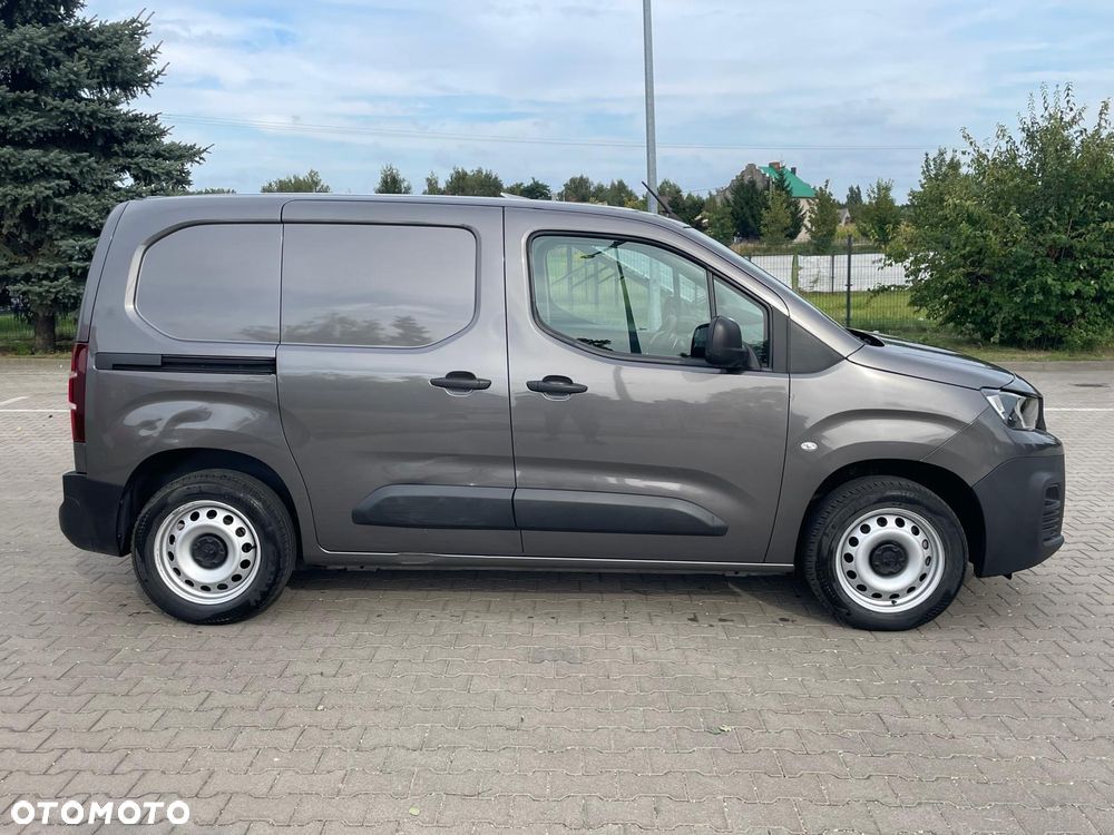 Peugeot Partner - 8
