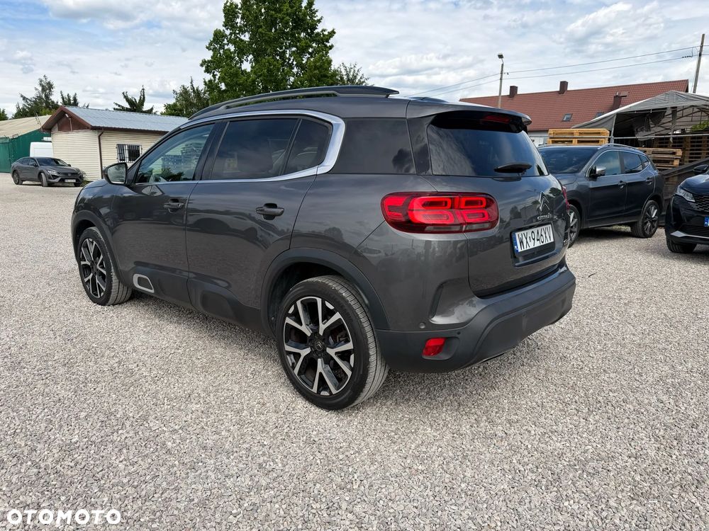 Citroën C5 Aircross 1.6 PureTech Live EAT8 - 8
