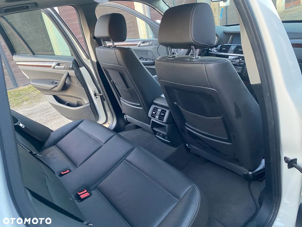 BMW X3 xDrive28i Advantage - 17