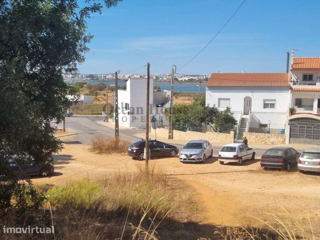 Terreno urbano com projeto para 4 moradias - Estômbar - Lagoa - Grande imagem: 5/15
