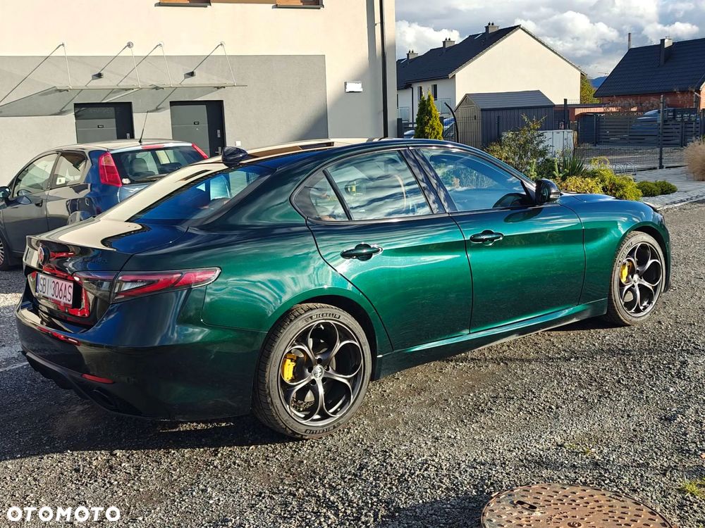 Alfa Romeo Giulia 2.0 Turbo Veloce TI Q4 - 11