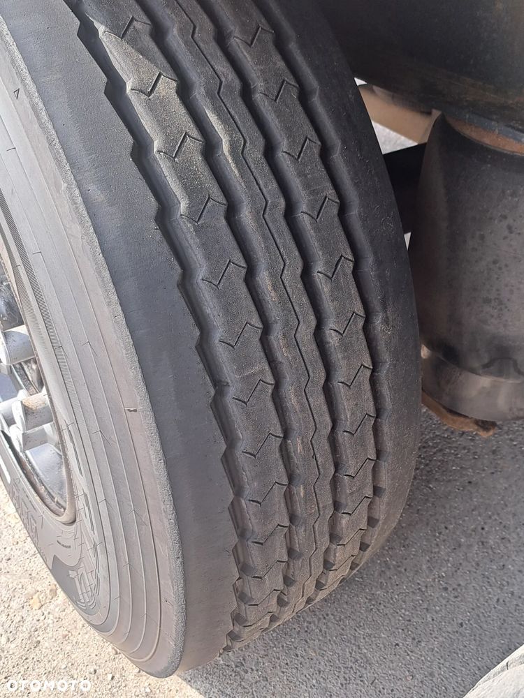 Schmitz Cargobull SCB - 3