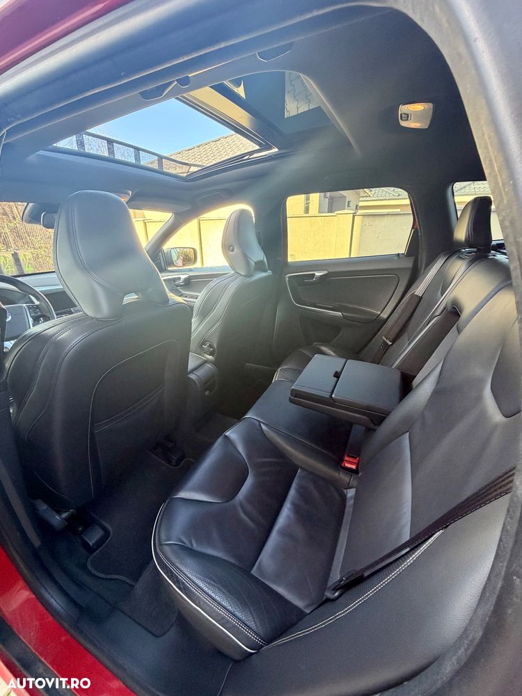 Volvo XC 60 D5 AWD Rdesign - 10