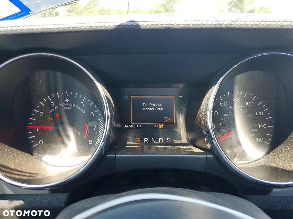 Ford Mustang 5.0 V8 GT - 11