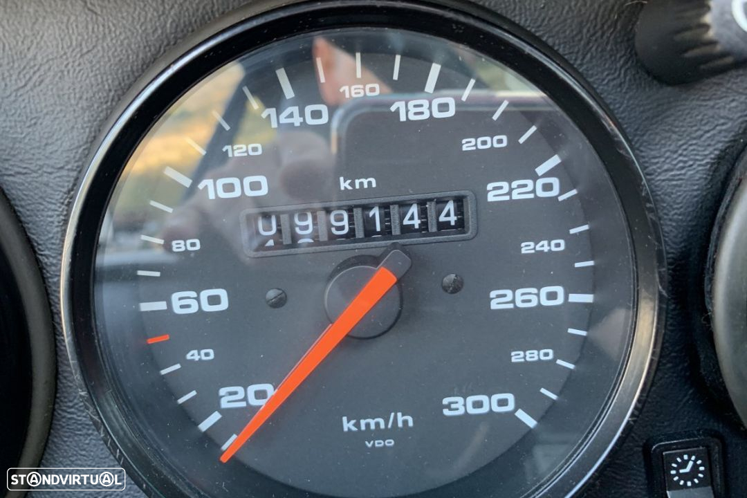 Porsche 911 (993) 3.6 Carrera 4S Turbo Look - 19