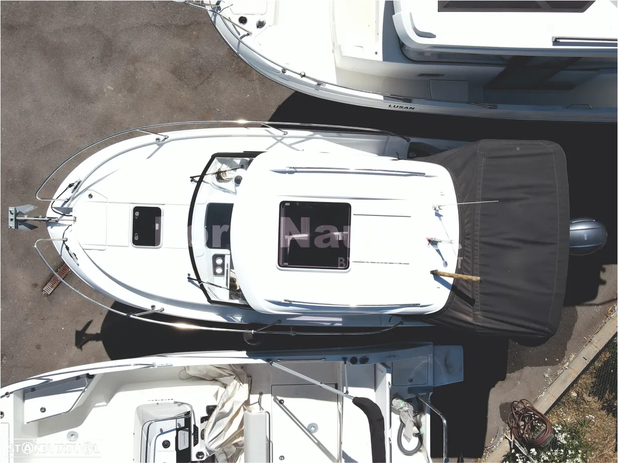 Beneteau Antares 7 - 6