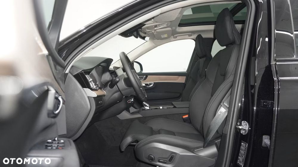 Volvo XC 90 T8 AWD Plug-In Hybrid Plus Dark 7os - 15