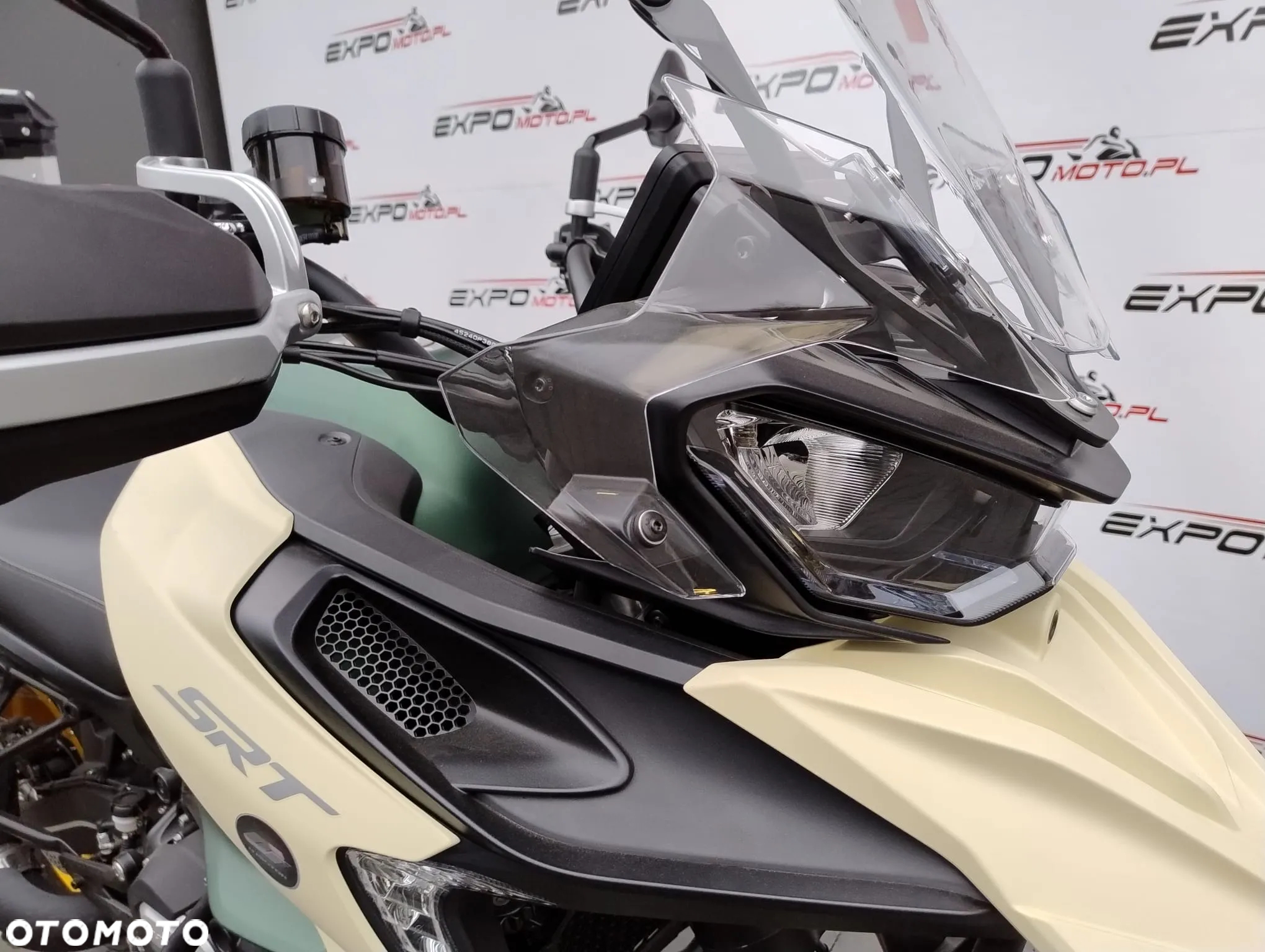 QJMOTOR SRT 800SX - 17