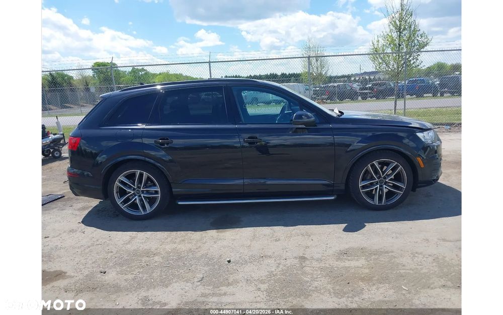 Audi Q7 - 10