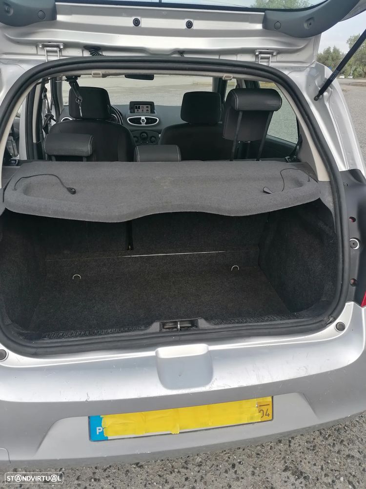 Renault Clio - 13