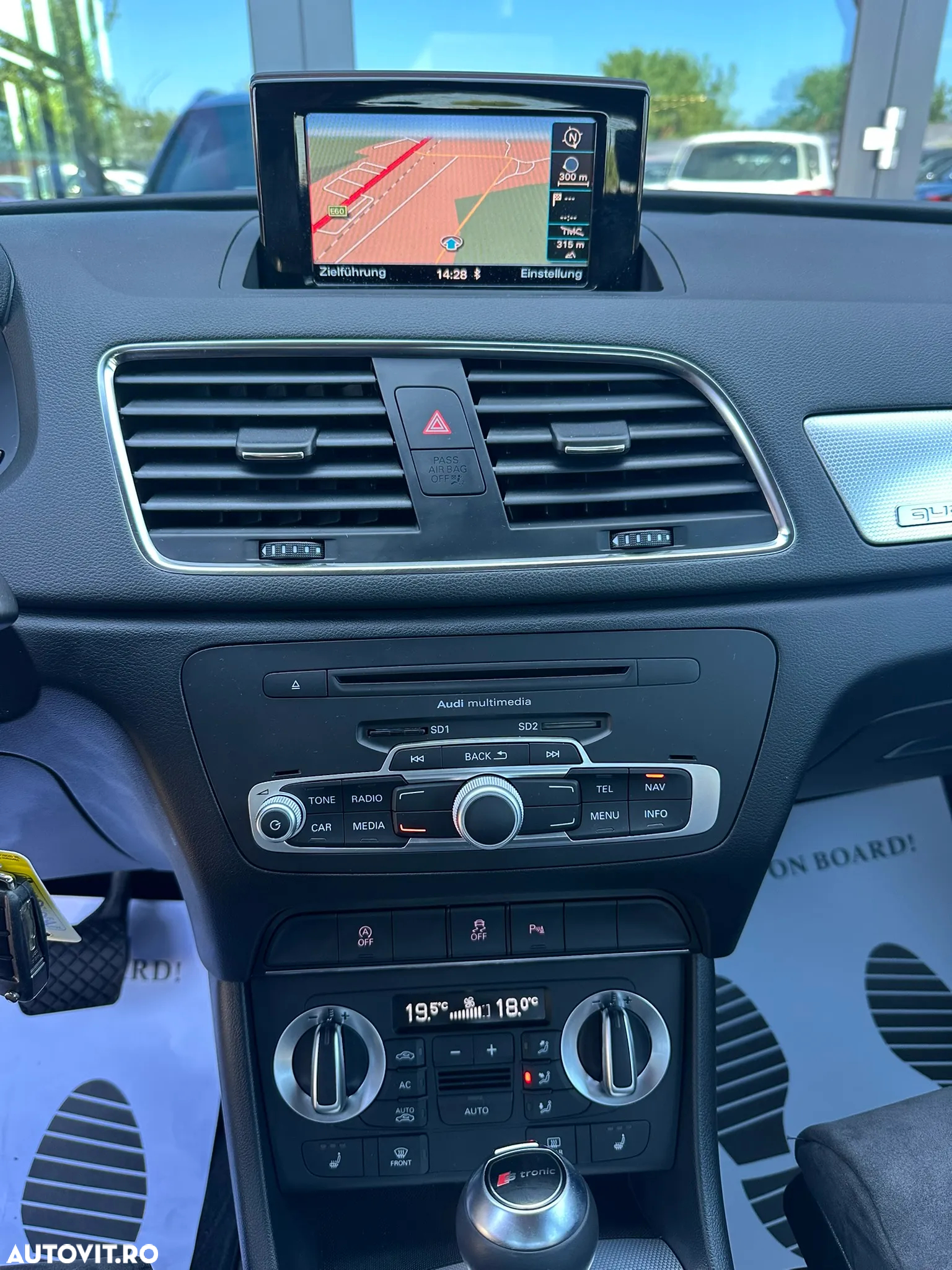 Audi Q3 2.0 TDI Quattro S-Tronic - 32
