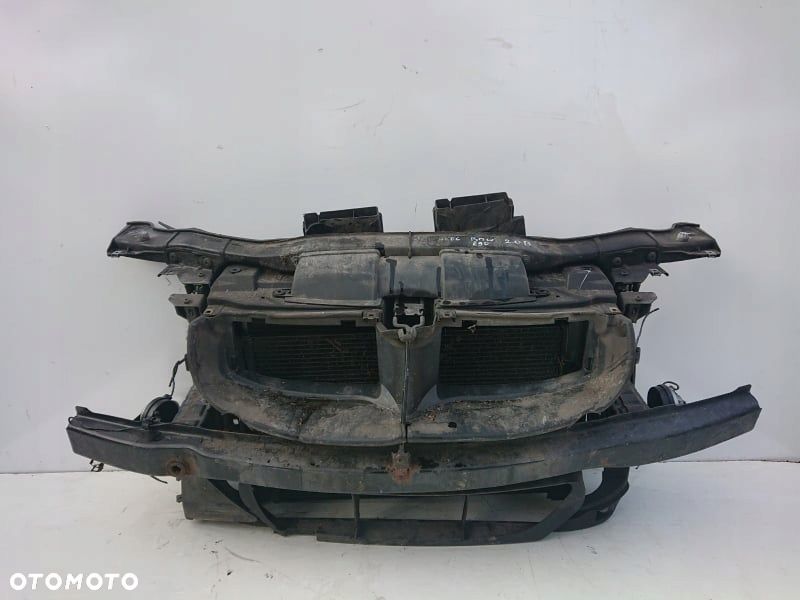 PAS PRZEDNI CHŁODNICE BMW 3 E90 05-11 2.0D - 3